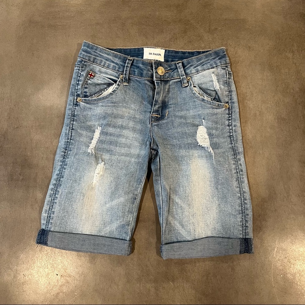 4 pairs of size 10 jean shorts from Hudson Jeans, Tractor, and more. Worn once! - Picture 2 of 9